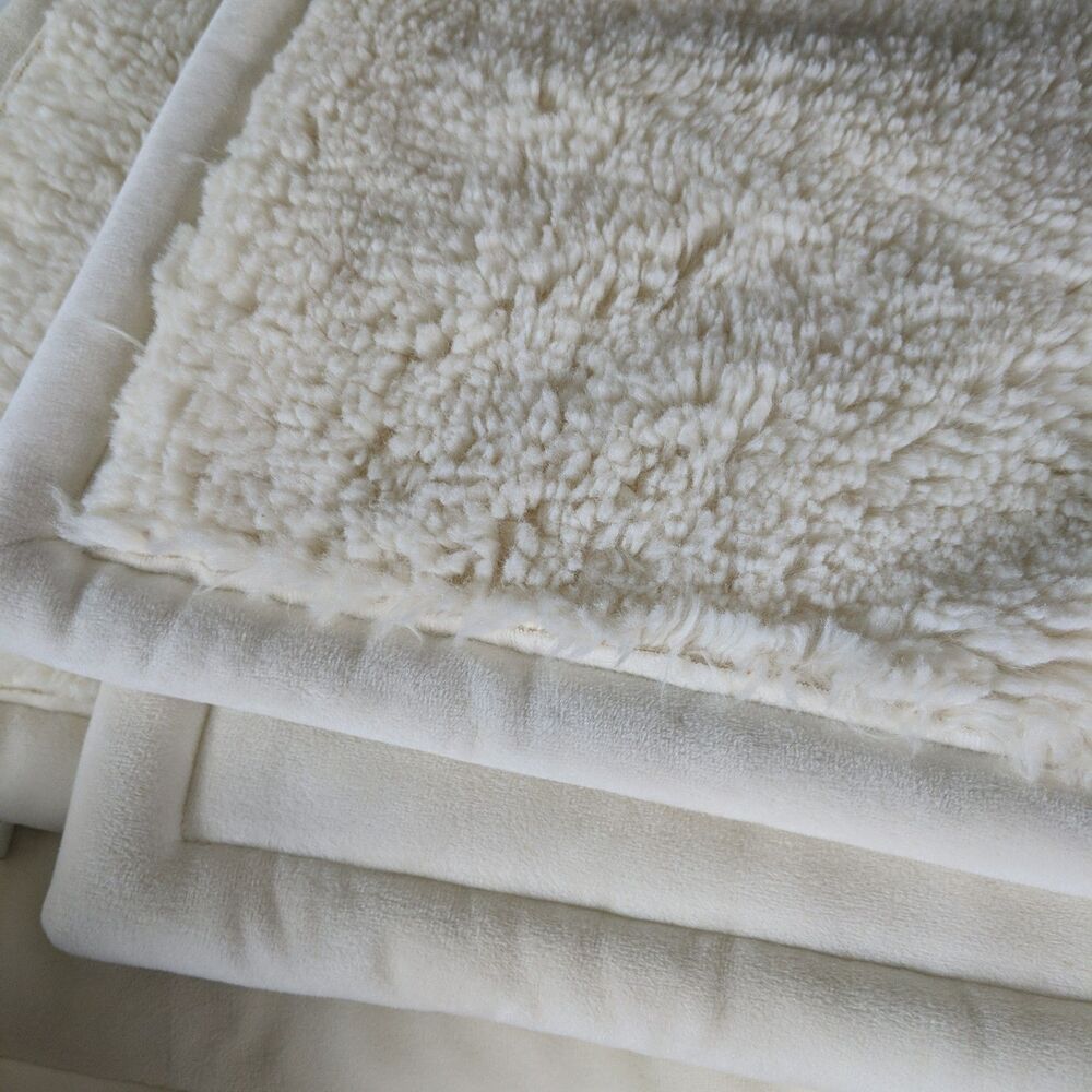 Pottery Barn Cozy Teddy Faux Fur Throw Ivory Velvet Blanket Coverlet 66 x 52 in - Picture 6 of 7